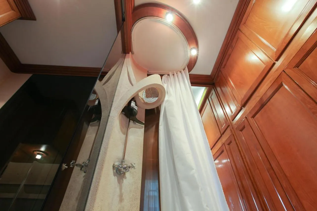 San Babila Apartment Milan