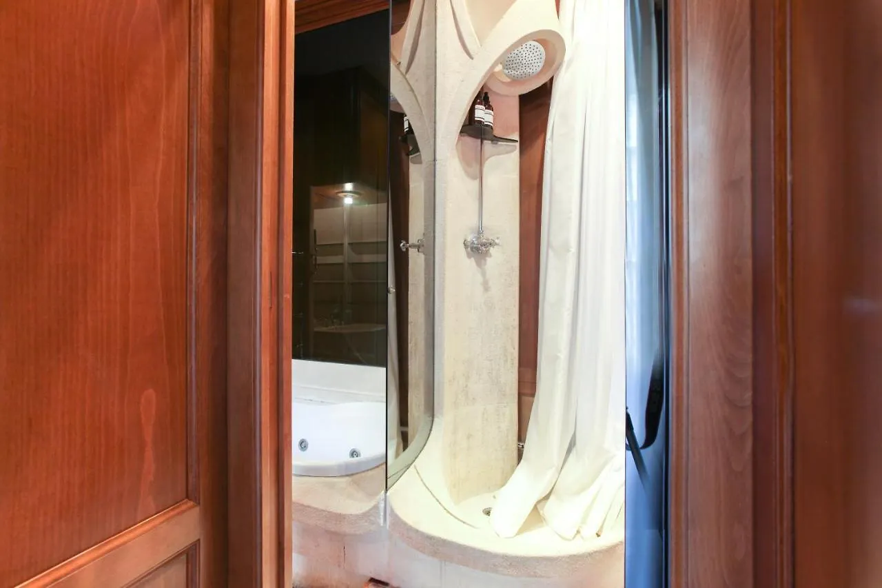 San Babila Apartment Milan 0*,