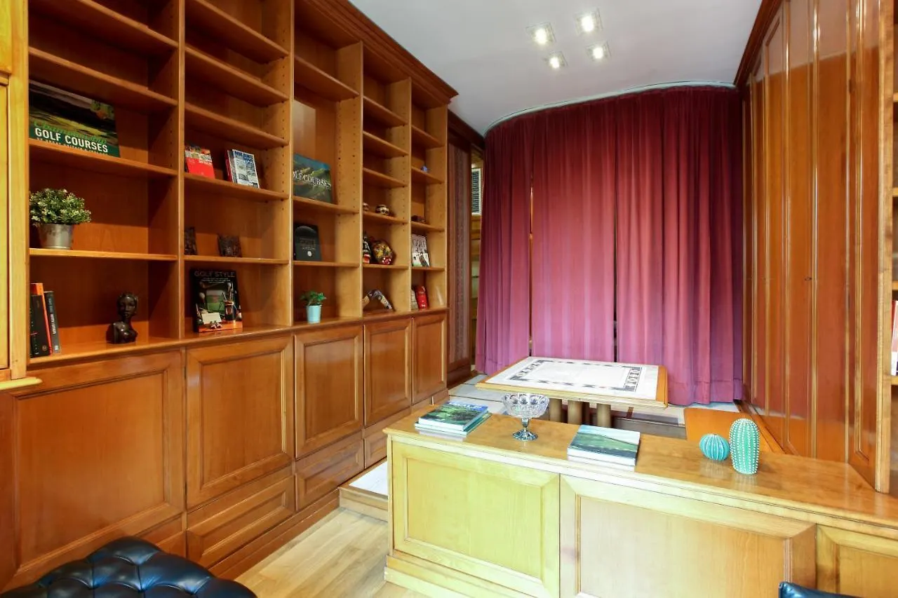 San Babila Apartment Milan