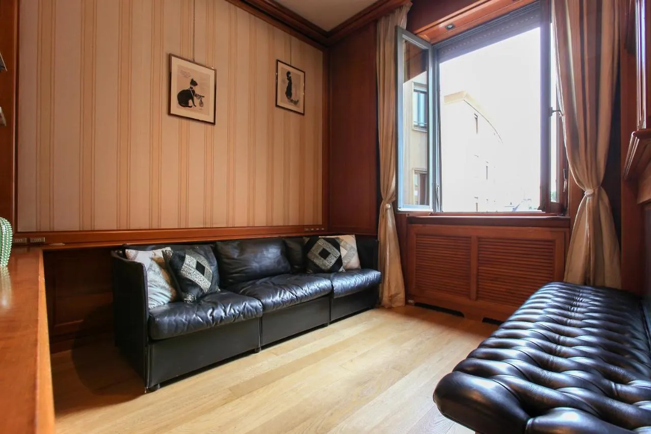 San Babila Apartment Milan